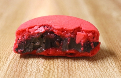 chocolate raspberry macaron with chocolate ganache